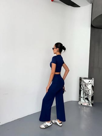 Kadın Osy Modal Yumuşak Kumaş Kısa Kollu Crop Alt ispanyol Paça Pantolon ikili Takım - Lacivert
