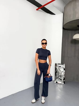 Kadın Osy Modal Yumuşak Dokulu Kumaş Kısa Kollu Crop Alt ispanyol Paça Pantolon ikili Takım - Füme
