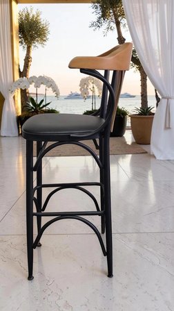 Shelby Serisi 75 cm 1. Sınıf Siyah Metal Ayaklı 1. Sınıf Deri Minderli Bar Sandalyesi