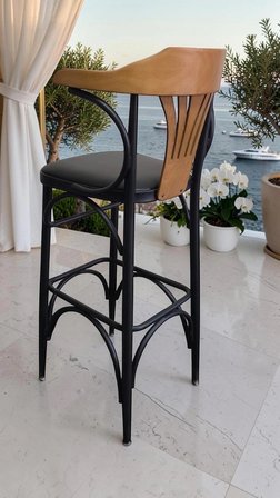 Shelby Serisi 75 cm 1. Sınıf Siyah Metal Ayaklı 1. Sınıf Deri Minderli Bar Sandalyesi