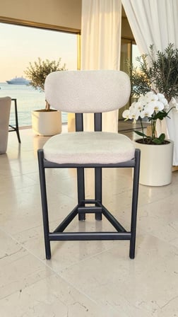 Odin Serisi 65 cm 1. Sınıf Siyah Metal Ayaklı 1. Sınıf Beyaz Renk İthal Kumaş Bar Sandalyesi