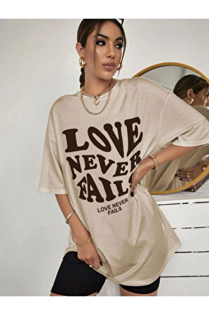 Love Never Baskılı Unisex Bej Oversize T-shirt | L