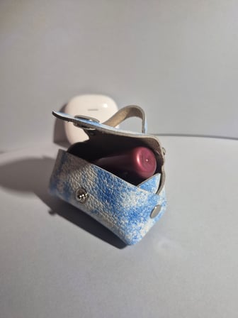 Gogo Mini Çanta Charm Hakiki Deri Beyaz Mavi