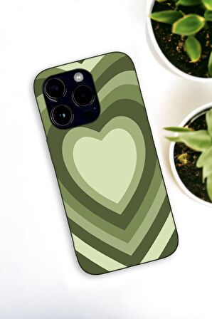 iPhone 14 Pro Max Uyumlu Yeşil Kalpler Desenli Premium Silikonlu Haki Lansman Telefon Kılıfı