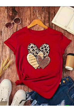 İÇ İÇE KALPLER BASKILI BASIC T-SHIRT