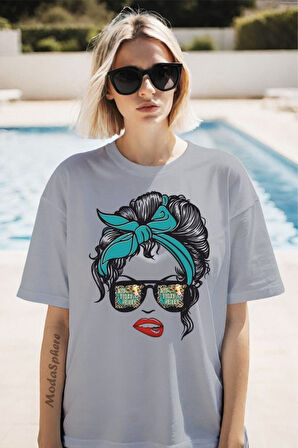 Gözlüklü Kadın Baskılı Unisex Oversize Tişört