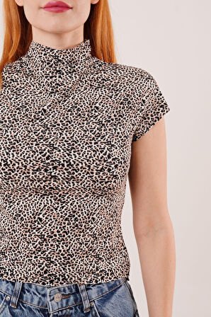 Leopar Desen Kısa Kollu Basic T-Shirt