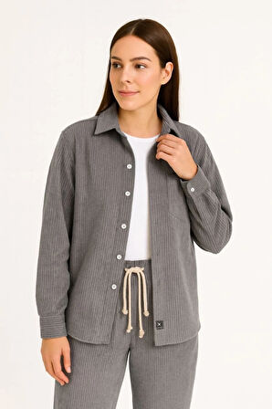 MDB Kadife Oversize Takım – Gömlek Ve Pantolon İkili et Füme Corduroy Şıklığı, Rahat Ve Zarif Duruş Yumuşak Dokulu Kadife Kumaş, Düğmeli Gömlek Üst Ve astikli Pantolon Alt Parça Ile Gün Boyu Konfor Füme