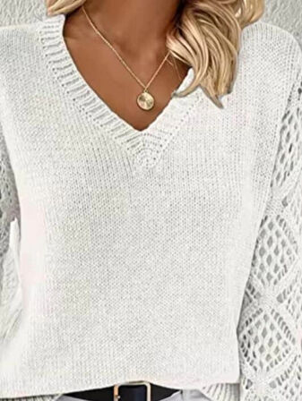 MDB Kadın Uzun Kollu V Yaka Kol Delikli Baklava Desen Detaylı Triko Kazak