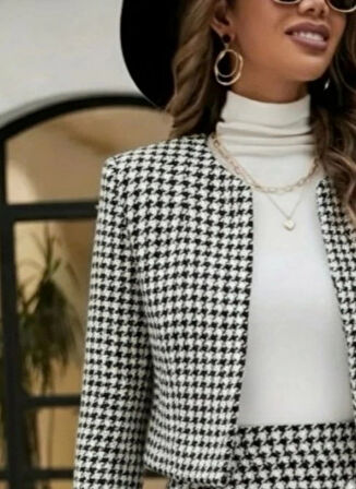 MDB Kadın Uzun Kollu önü Açık Dokuma Ceket Ve Mini Etek Ikili Takım