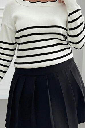 MDB Kadın Beyaz Sırt Bağlama Detaylı çizgi Desen Triko Bluz