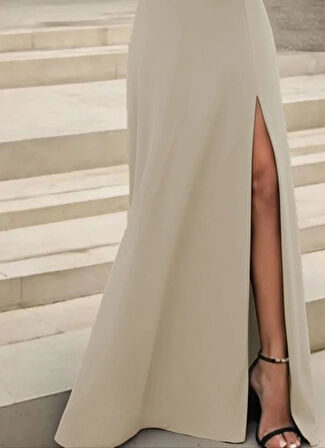 MDB Kadın Uzun Kollu Madonna Yakalı Yırtmaç Detaylı Uzun Ithal Krep Elbise