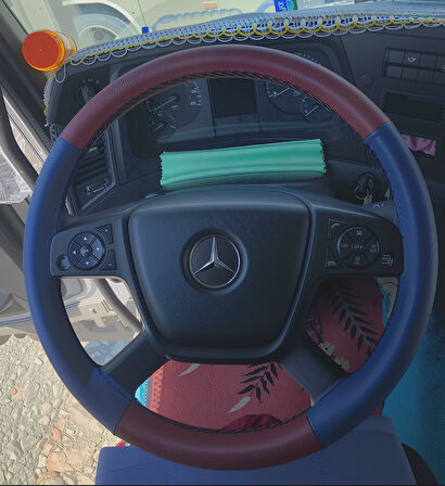 DİKİŞLİ DİREKSİYON KILIFI BORDO DERİ MAVİ DERİ SİYAH DİKİŞLİ MERCEDES YENİ TIR KAMYON İÇİN