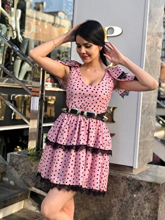 Kadın Derin Göğüs Dekolteli Puantiye Ve Dantel Detay Fırsat ürün Elbise