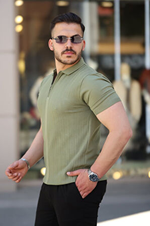 Erkek Yakası Fermuarlı Kısa Kollu T-shirt
