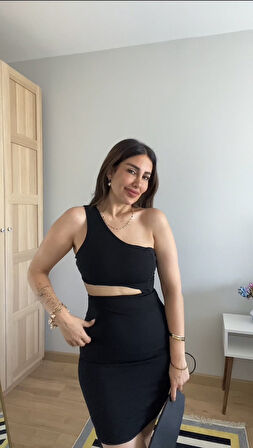 Kadın Asimetrik Kesim Sırt Ve Göbek Dekolteli Diz üstü Fırsat ürün Elbise