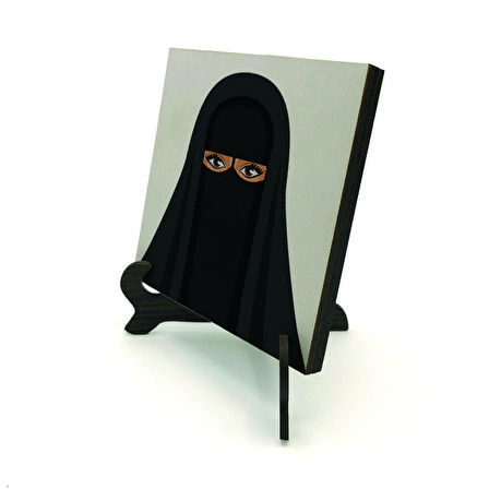 Çarşaflı Kadın ÇizimiBaskılı MDF Masaüstlük