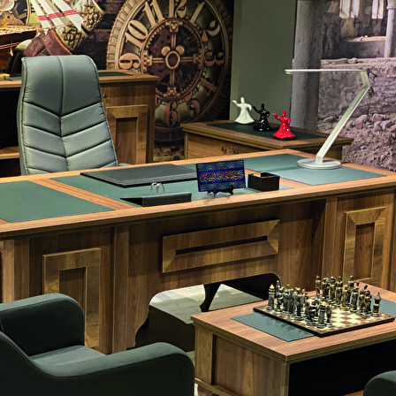 “Mü’minlere yardım üzerimize haktır.” (Rum 47) Yazılı MDF Masaüstlük