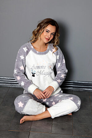 Nisanca Desenli Tam Peluş Kışlık Yılbaşı Kadın Pijama Takımı 