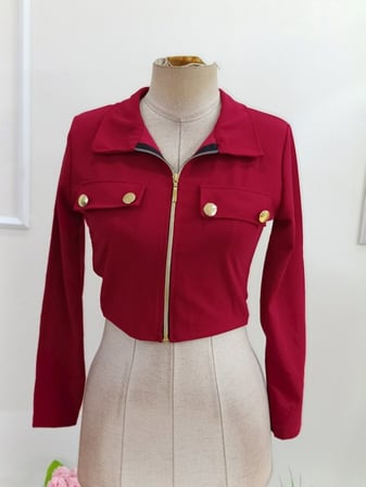 Kadın Uzun Kollu Yakalı Süs Cep Detaylı Fermuarlı Kısa Ithal Krep Ceket Kırmızı 2XL/3XL