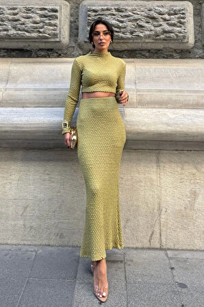 Kadın Bürümcük Kumaş Safir Dokulu Likralı Crop Top ve Maxi Etek Takım MDM3002