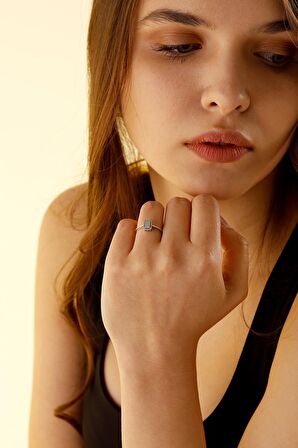 0,18 ct Baget Pırlanta Yüzük