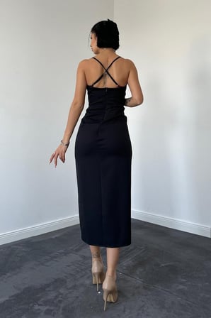 MODA ŞEHRİ Siyah Sırt Dekolteli Elbise