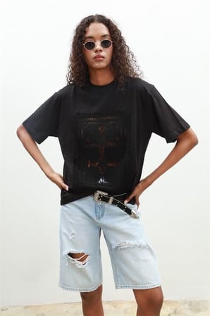 MODA ŞEHRİ Melasti Motifli Brodeli Tişört 8019-8