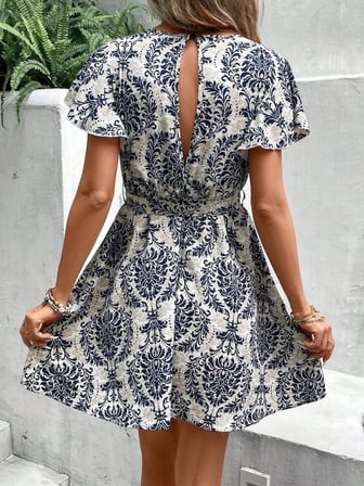 MODA ŞEHRİ Kadın Kısa Kollu V Yakalı Beli Kuşaklı Desenli Sofya Elbise