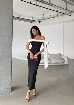 MODA ŞEHRİ Kadın Omuz Dekolte Beyaz Kurdele Detay Uzun Krep Elbise