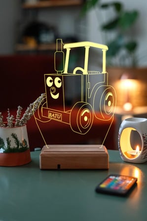 Çocuklara Özel Hediye 3d Sevimli Traktör Led Dekoratif Lamba