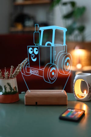 Çocuklara Özel Hediye 3d Sevimli Traktör Led Dekoratif Lamba