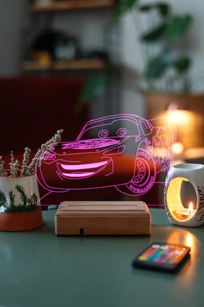 Şimşek Mcqueen Araba 16 Renkli Kumandalı Gece Lambası