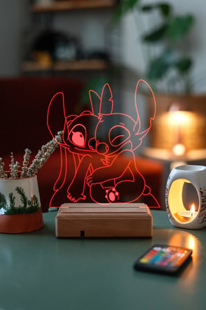 Stitch & Angel Lilo And Stitch 16 Renkli Kumandalı Gece Lambası