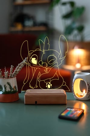 Stitch & Angel Lilo And Stitch 16 Renkli Kumandalı Gece Lambası