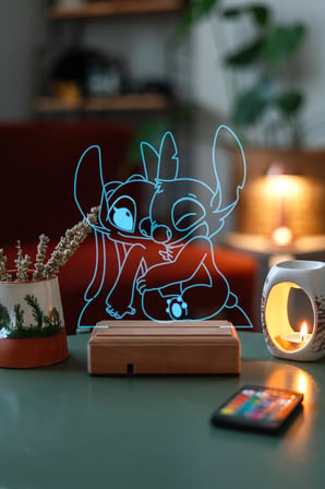 Stitch & Angel Lilo And Stitch 16 Renkli Kumandalı Gece Lambası