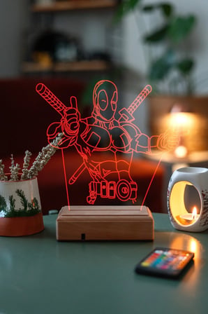 Deadpool Marvel Hediye Gece Lambası