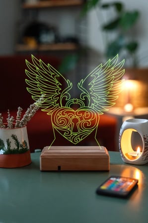 Kalp Ve Kanat 3d 16 Renk Dekoratif 16 Renkli Kumandalı Led Lamba