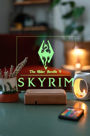 The Elder Scrolls V: Skyrim 16 Renkli Kumandalı Gece Lambası