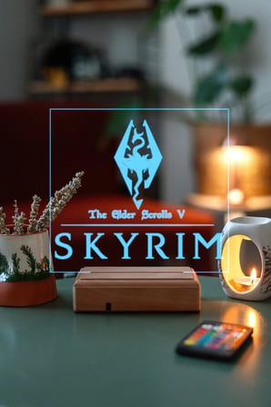 The Elder Scrolls V: Skyrim 16 Renkli Kumandalı Gece Lambası