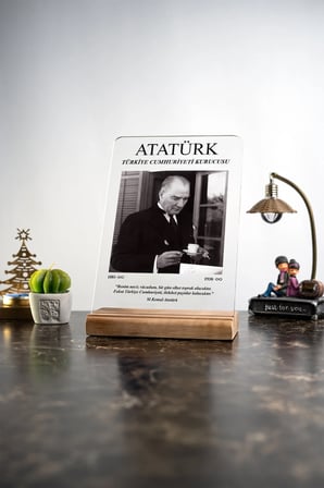 Mustafa Kemal Atatürk Hediyelik Masa Süsü Ev Dekor