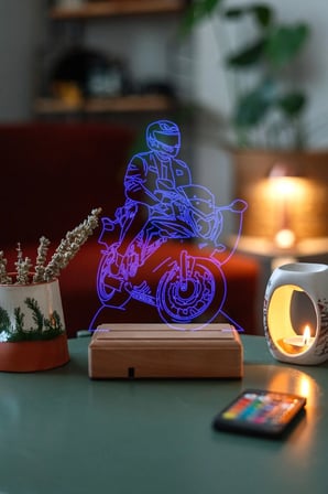 Motor Sevenlere Hediye 16 Renk Kumandalı Gece Lambası