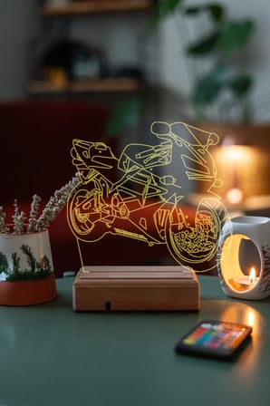 Honda CBR Motor İsimli Hediyelik 16 Renkli Kumandalı Gece Lambası