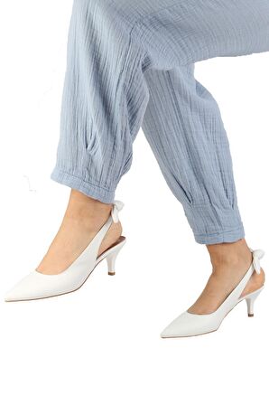 Modabuymus Beyaz Arkadan Fiyonklu Kısa Topuklu Stiletto Ayakkabı - Minipony
