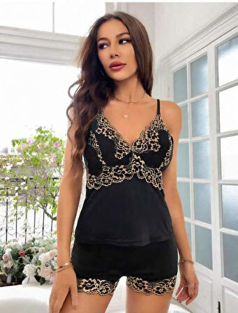 Dantel İşlemeli Siyah İnce Askılı Saten Şortlu Takım