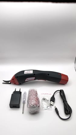 MOONSTAR ŞARJLI MAKAS / MEC-10 (4600 mAh, ÇİFT BATARYALI, TYPE-C ŞARJ KABLOLU)