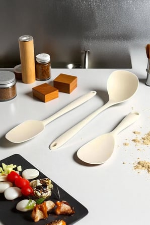 Cresta Silikon 3 Parça Isıya Dayanıklı Krem Yemek Servis ve Hazırlık Seti Krem