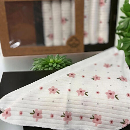 %100 Organik Pamuklu Kız Bebek Ağız Mendili Kutulu 7'li Set