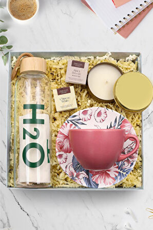 Gold Metal Kutulu Mum & 2li Teashop Bitki Çayı & Bambu Kapaklı Cam Matara & Pembe Fincan Hediye Seti