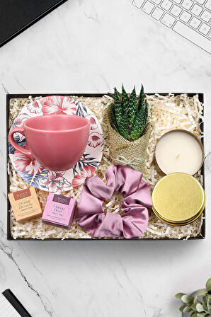 Gold Metal Kutulu Mum & Pembe Fincan & Sukulent & Toka & Teashop Bitki Çayı Hediye Seti